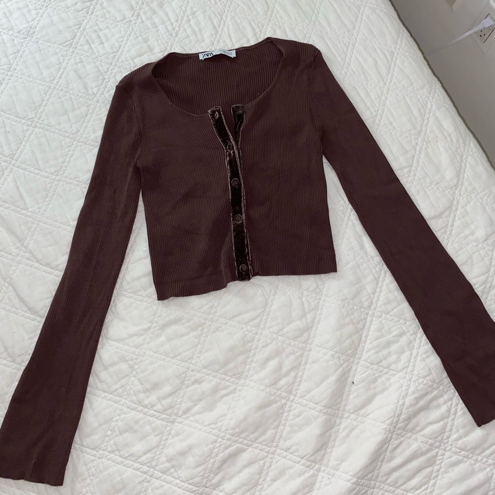 Dark purple ribbed sweater